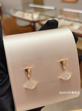 QIANYI仟意珠宝【贵妇系列】名媛白富美镀18k金镶嵌锆钻扇子项链