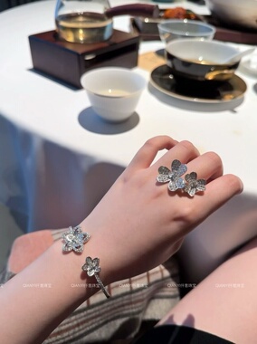 QIANYI仟意珠宝【富贵花系列】镀18k金贵气千金双花满钻奢华手镯