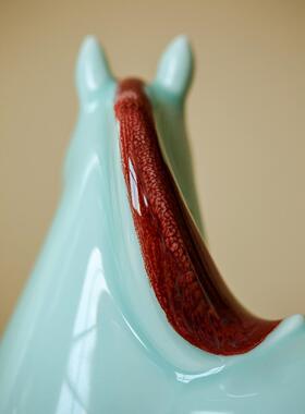 景德镇影青生肖马陶瓷摆件原创动物送礼招财工艺品桌面家居饰品