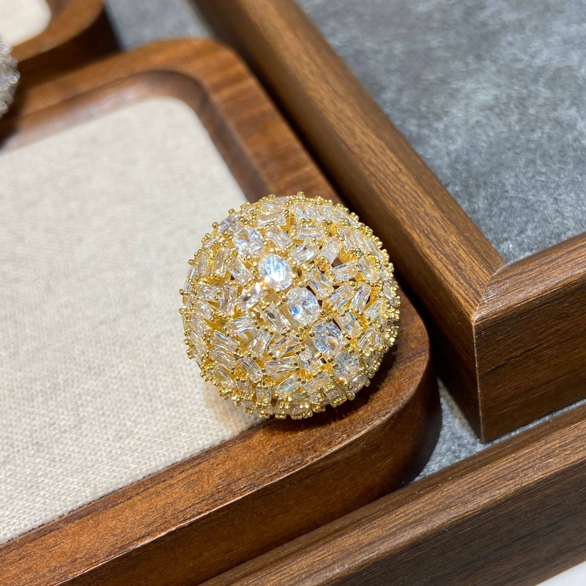 复古感时尚花朵半圆球锆石开口戒女厂家欧美速卖通指,淘宝优惠券,粉丝福利购,淘宝优惠卷