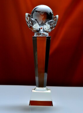 水晶奖杯定制创意维护和平运动会团体室内设计比赛个人荣誉纪念品