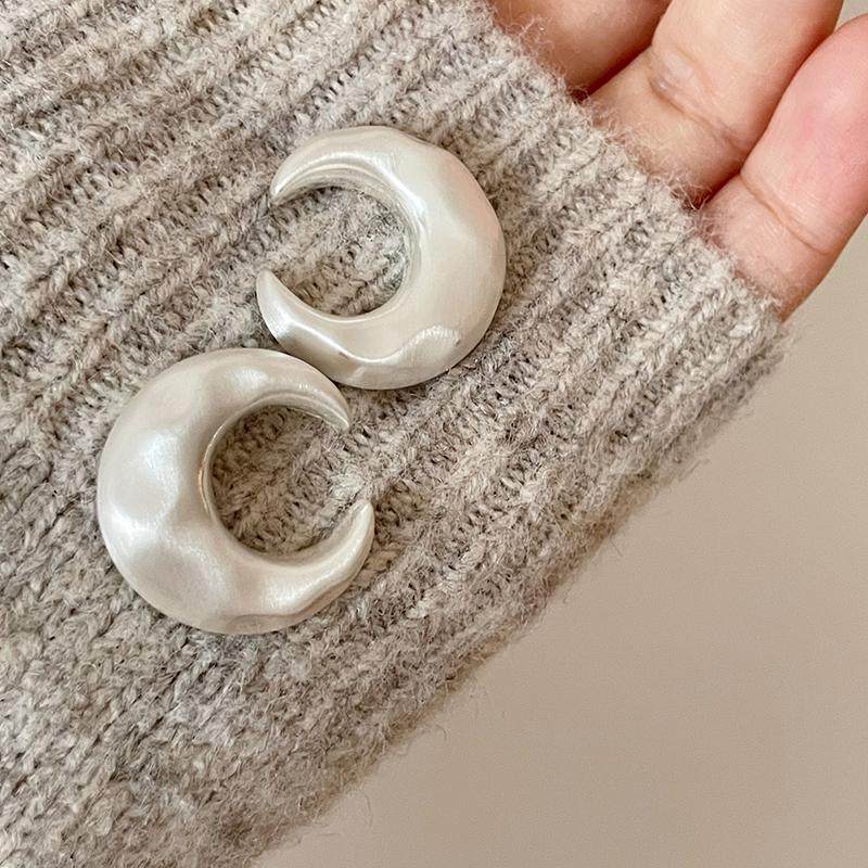 欧美饰品新款山月拉丝耳钉项链套装轻奢小众氛围感高级感毛衣链女,淘宝优惠券,粉丝福利购,淘宝优惠卷