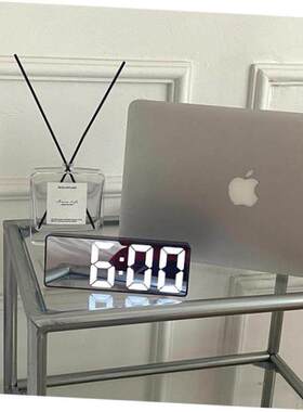 SmartLEDClockBedsigA