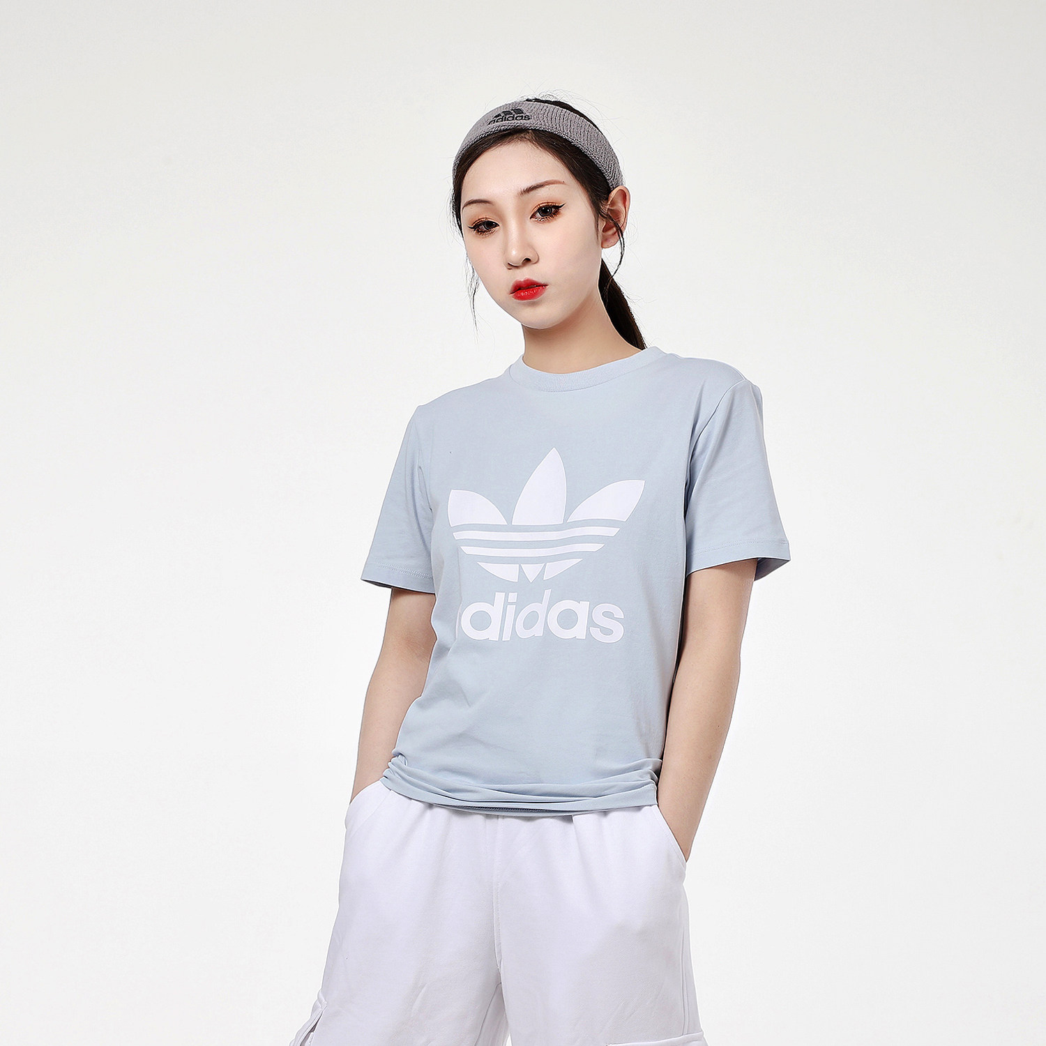 adidas阿迪达斯短袖女装款运动t恤健身半袖正品新款同款