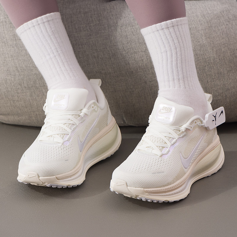 【自营】Nike耐克跑步鞋新款女鞋舒适简约运动鞋户轻便休闲鞋,淘宝优惠券,粉丝福利购,淘宝优惠卷