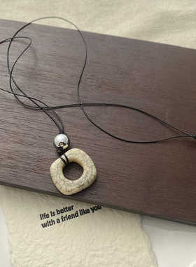 时髦几何方形驼骨吊坠百搭项链