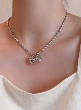 设计感冷淡风爱心吊坠项链女时尚个性简约高级感锁骨链颈链配饰品
