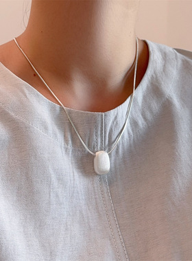 冷淡风金属拉丝简约方形吊坠项链