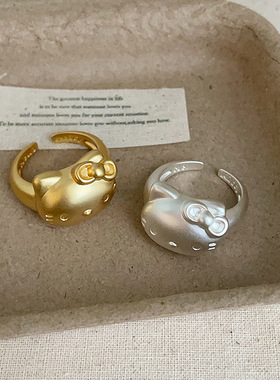 设计感哑光猫咪蝴蝶结戒指女轻奢个性甜美可爱时尚潮流指环戒子