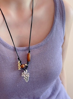 葡萄串编绳抽拉项链女手工简约百搭长款可调节木珠串珠毛衣链颈链