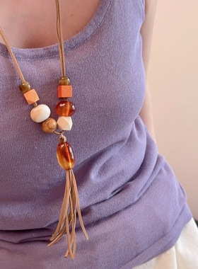 时尚彩色木质方形串珠流苏项链女小众设计感度假风通勤个性毛衣链