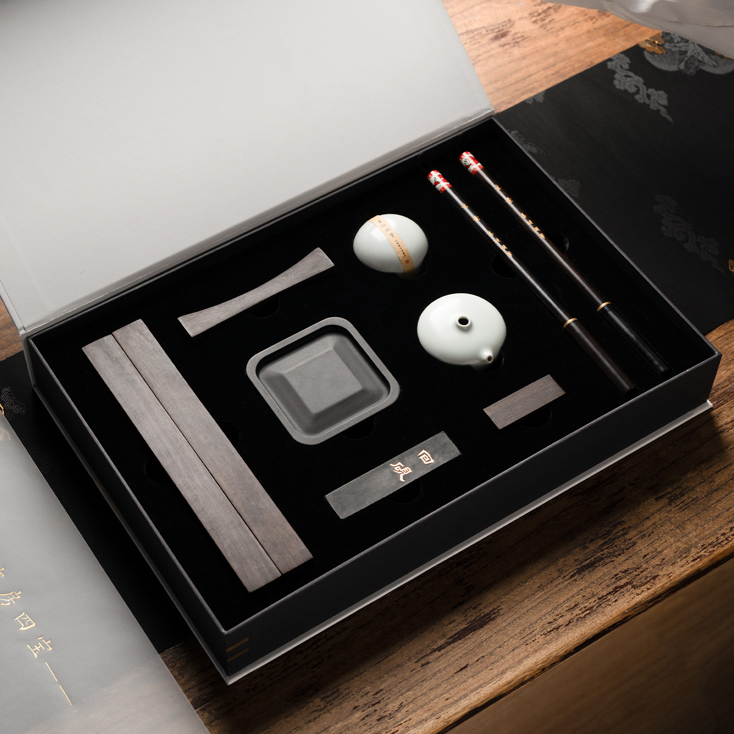 善琏湖笔 玄素集 文房四宝套装笔墨纸砚全套毛笔砚台镇纸墨条书法专用狼毫羊毫印章墨汁精品高档礼物定制礼盒 - 图0