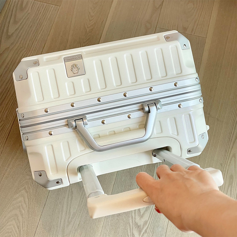 宾语款万向轮28 20 24寸26登机箱子 宾语箱包旅行箱