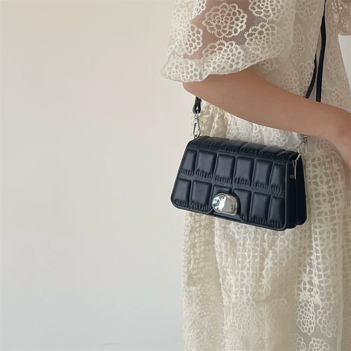 Сумка подмышку, сумка через плечо, изысканная сумка на одно плечо, изысканный стиль