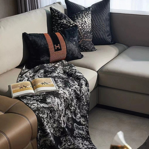 柏洛斯Di@r印花藤高级感床上床尾毯样板间搭毯搭巾披肩羊毛毯子 - 图3