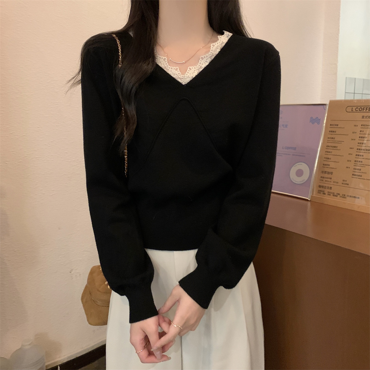 法式蕾丝拼接v领打底衫女洋气高级感秋冬针织衫长袖毛衣别致上衣,淘宝优惠券,粉丝福利购,淘宝优惠卷