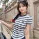 ເສື້ອຍືດແຂນສັ້ນ Embroidered striped slimming ສໍາລັບແມ່ຍິງ