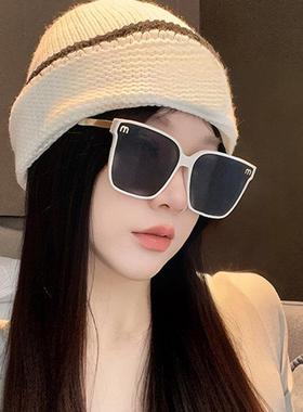 2025新款太阳眼镜女款适合方圆脸显脸小抗UV白色框太阳眼镜海边