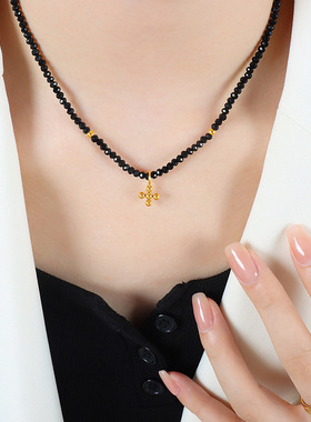 法式个性气质黑色玻璃石白色仿珍珠串珠十字架项链优雅小众锁骨链