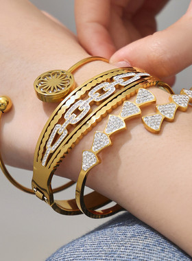 欧美时尚长城纹带钻超闪锆石卡扣