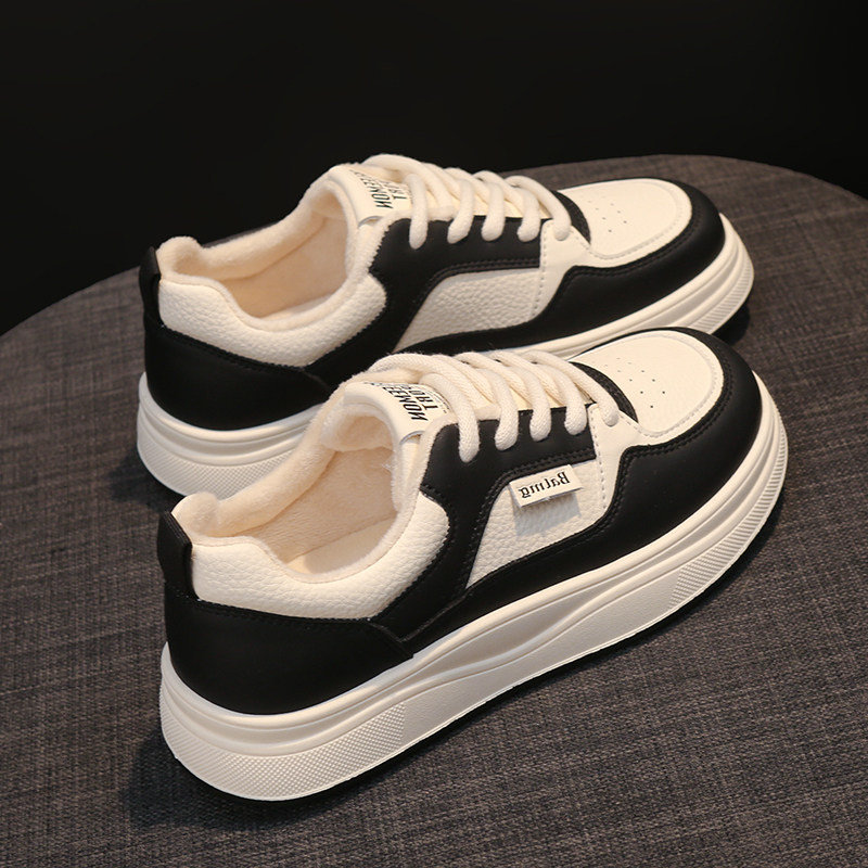 真皮加绒小白鞋女2025新款冬季保暖软底休闲板鞋小码34平底二棉鞋,淘宝优惠券,粉丝福利购,淘宝优惠卷