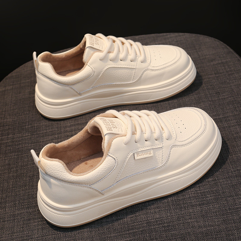 真皮加绒小白鞋女2025新款冬季保暖软底休闲板鞋小码34平底二棉鞋,淘宝优惠券,粉丝福利购,淘宝优惠卷