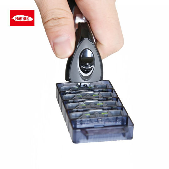 Feather Japanese samurai razor blade