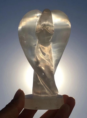 北欧透明雕刻天使摆件