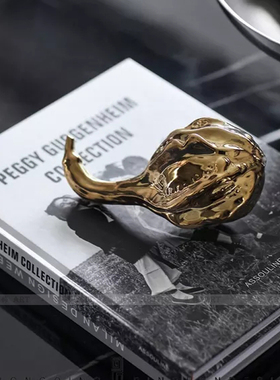 轻奢风人形展厅茶几组合雕塑摆件