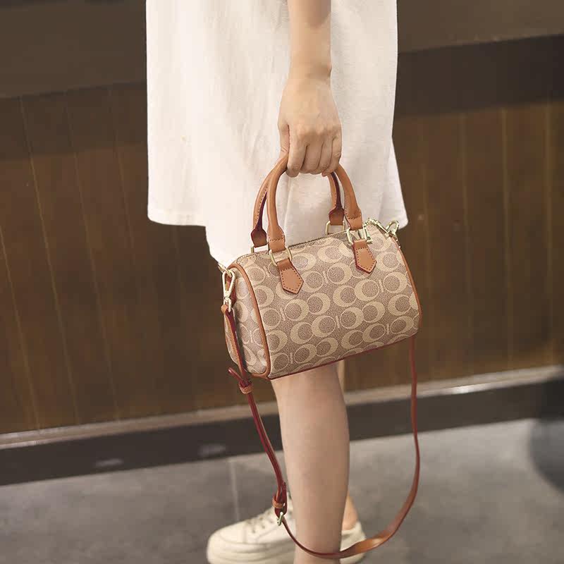 春包2022新款潮ins百搭感波士顿包 名雅娜女士包袋