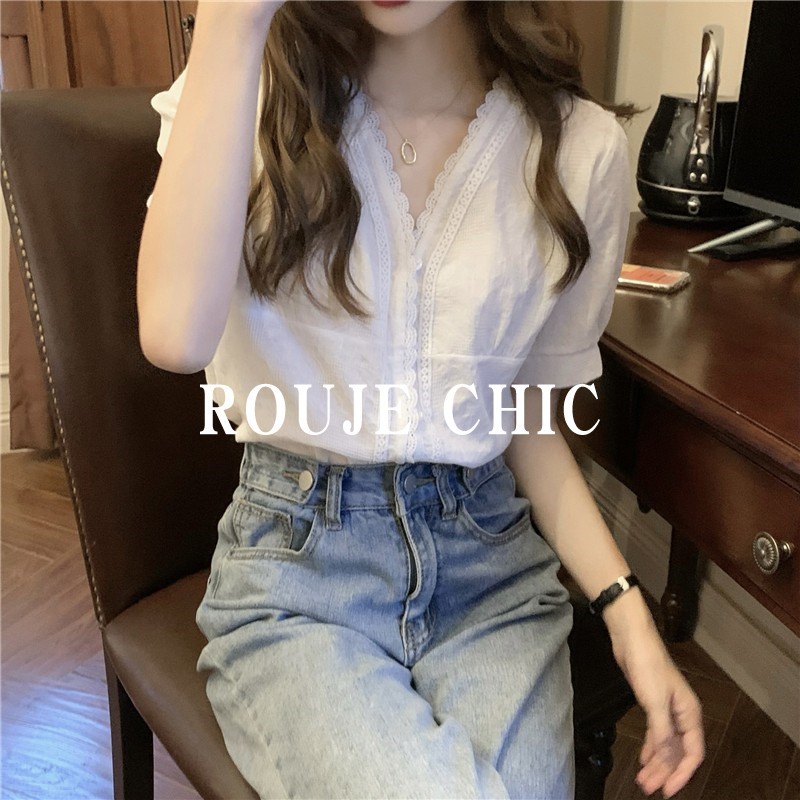 法国Rouje Chic法式V领气质泡泡袖短袖衬衫女夏季设计感小众衬衣 - 图0