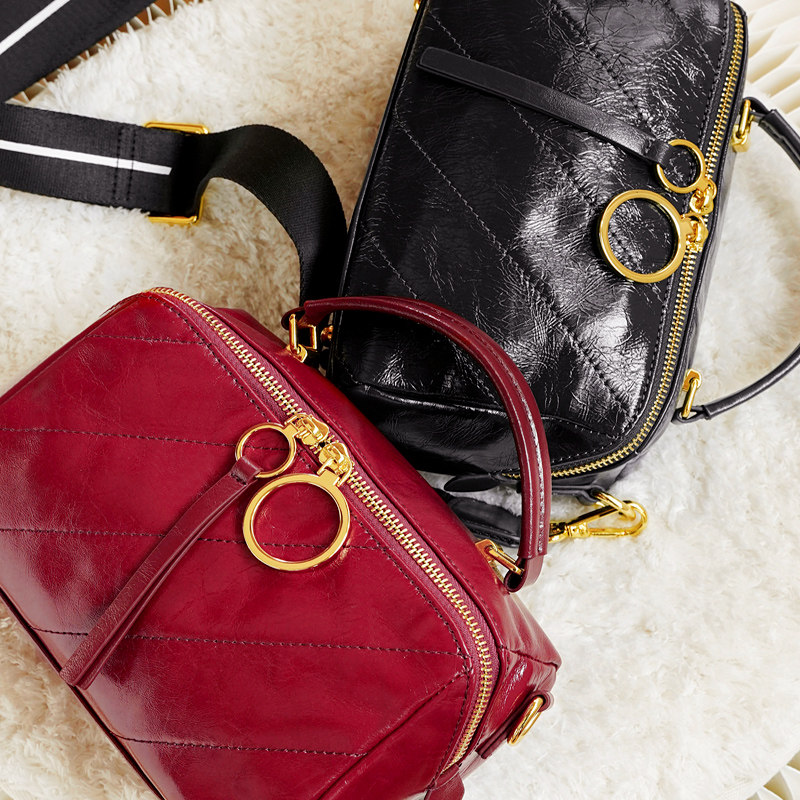 tuwic /初薇波士顿宽带手提枕头包 初薇女士包袋