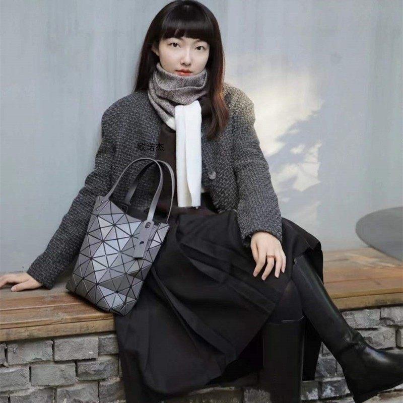 日本2023新款小方盒mini手拎手提包 欧诺杰女士包袋