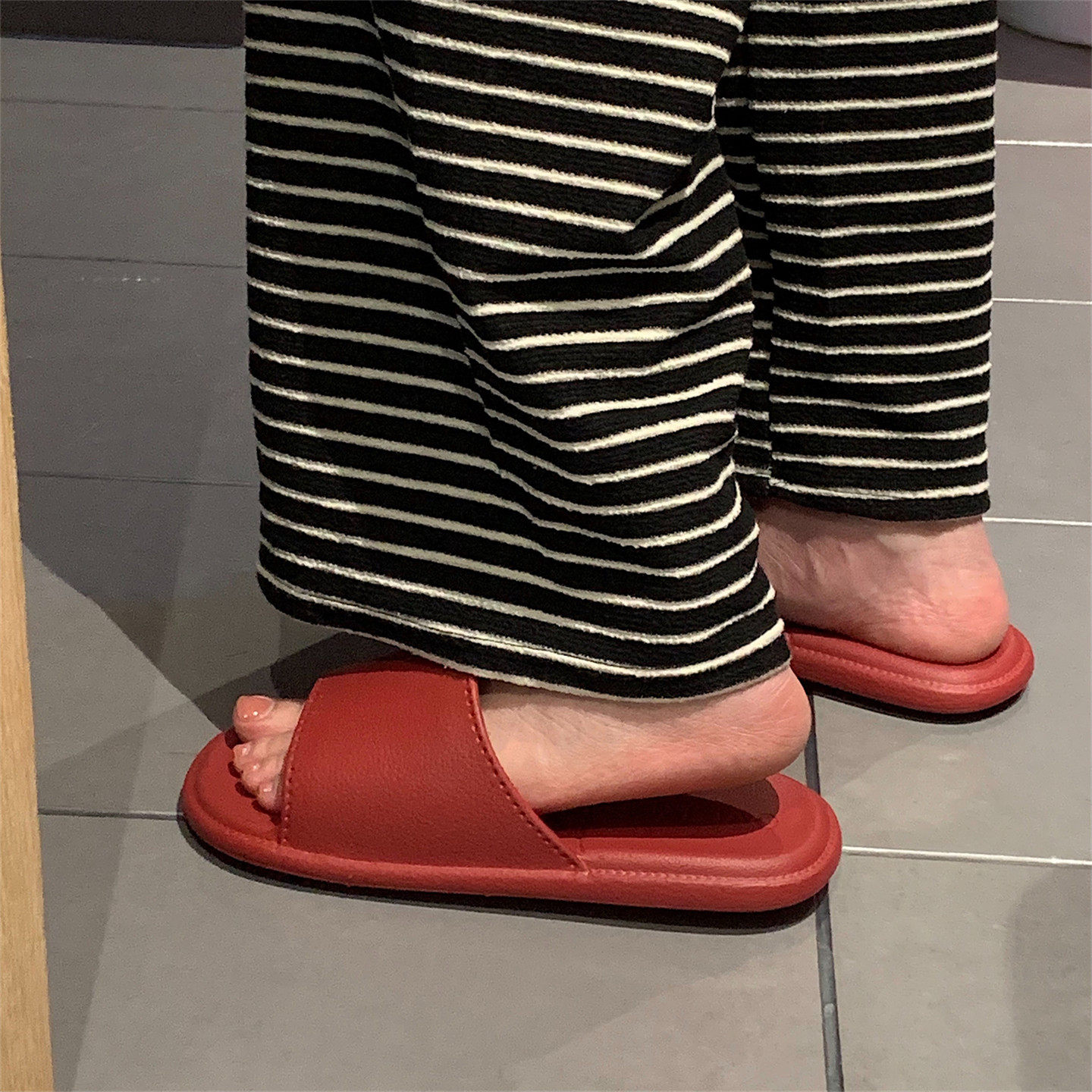 夏季休闲轻便抗菌软底拖鞋居家防臭简约皮纹情侣防滑男女士凉拖鞋,淘宝优惠券,粉丝福利购,淘宝优惠卷