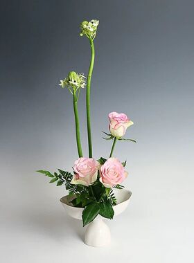墨蓝色的花器小原流公主日式插花直立开放手工陶瓷金边果盘型花道