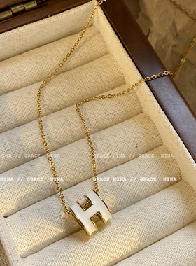 时髦精女孩_简约风H字母项链女高级感轻奢小众毛衣链2024新款爆款
