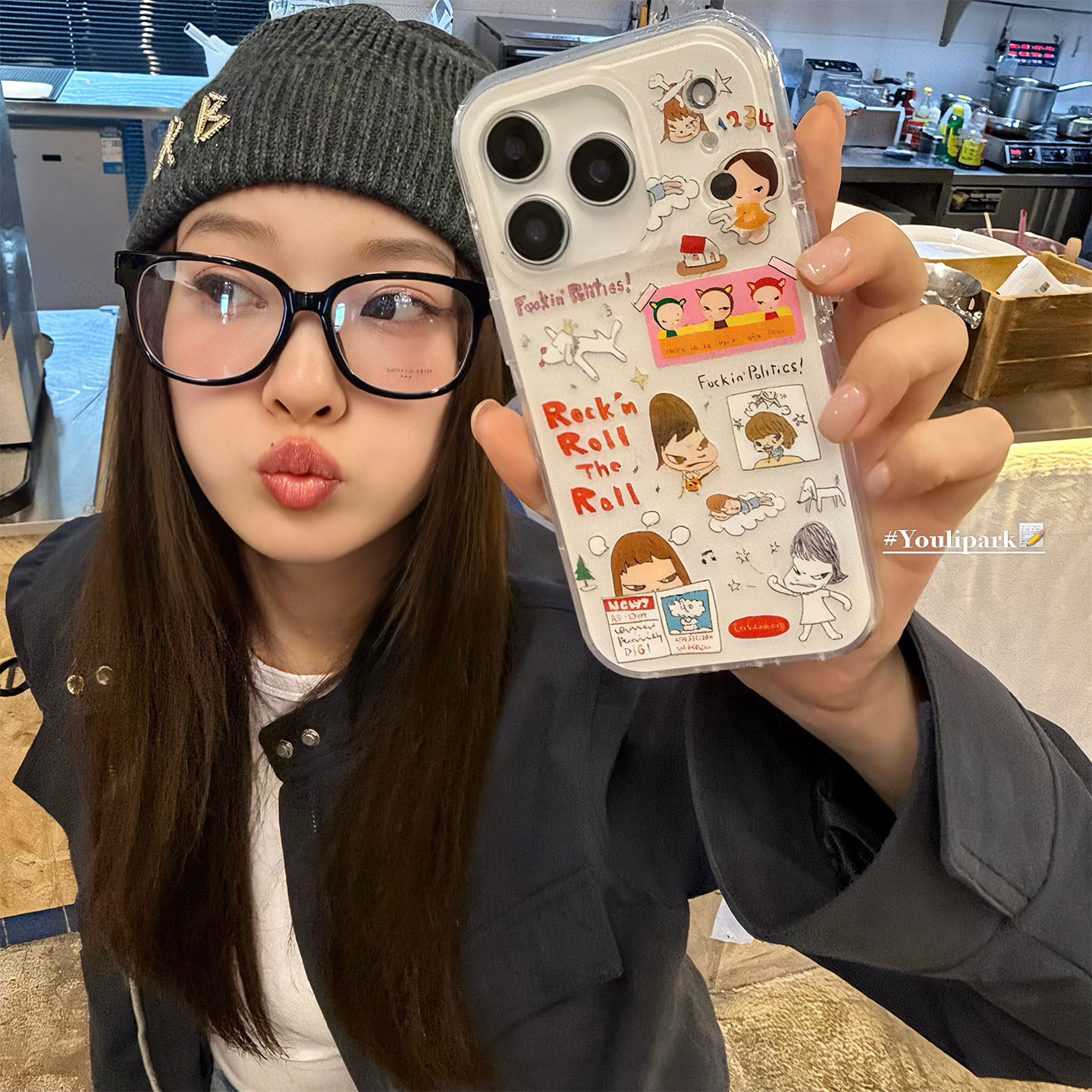 由里公园ins可爱趣味搞怪奈良美智插画17适用17pro苹果17ProMax手机壳iPhone16全包14新款16Promax保护套13女,淘宝优惠券,粉丝福利购,淘宝优惠卷