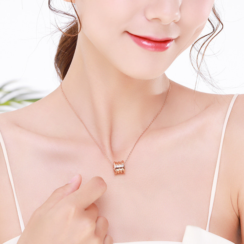 海漾小蛮腰女玫瑰金色弹簧锁骨链 海漾珠宝项链