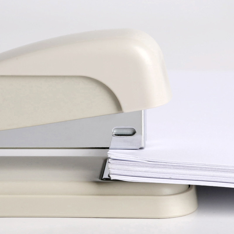 Deli stapler office size can be customized