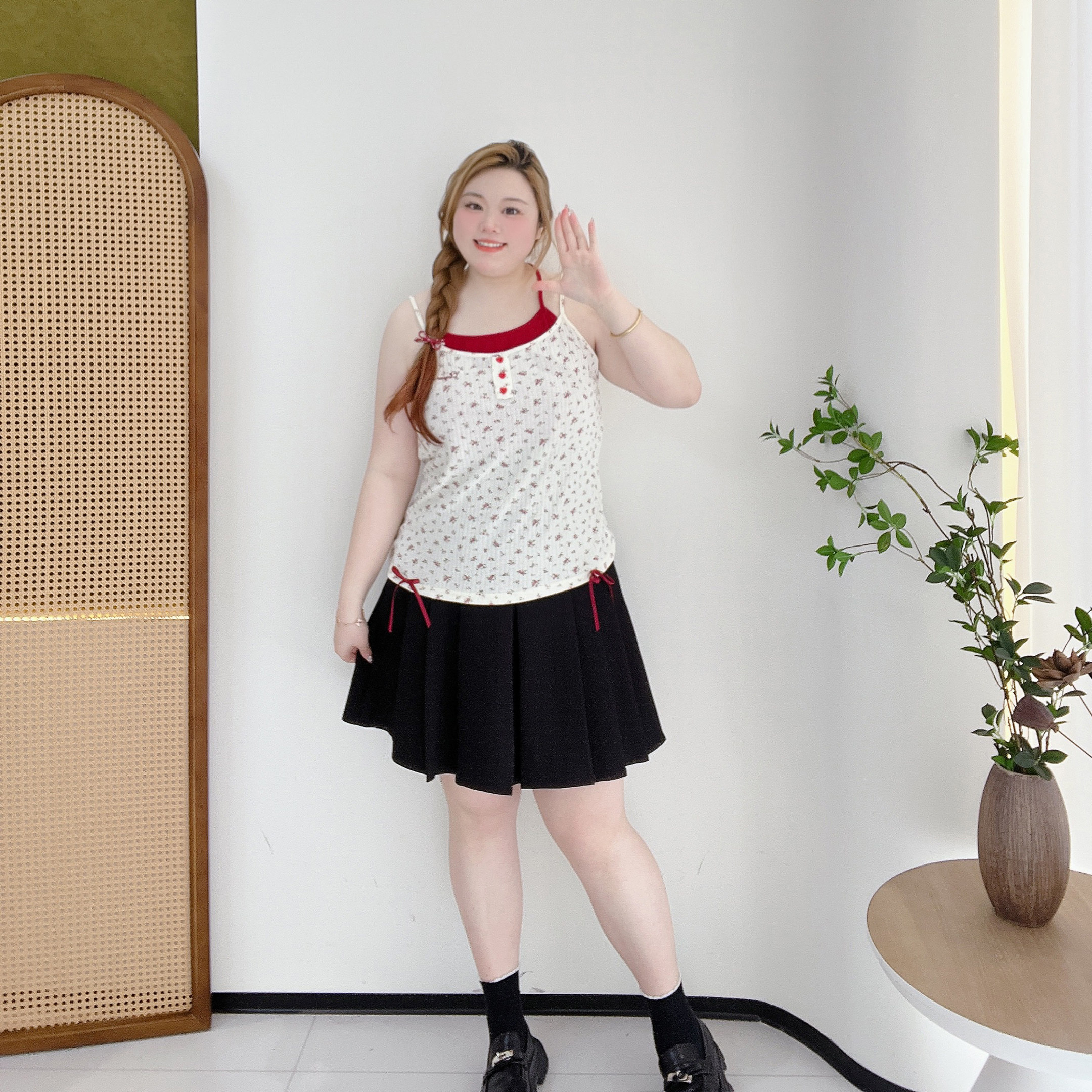 200斤胖莹莹大码女装甜美碎花假两件少女感ins辣妹减龄蝴蝶结吊带,淘宝优惠券,粉丝福利购,淘宝优惠卷