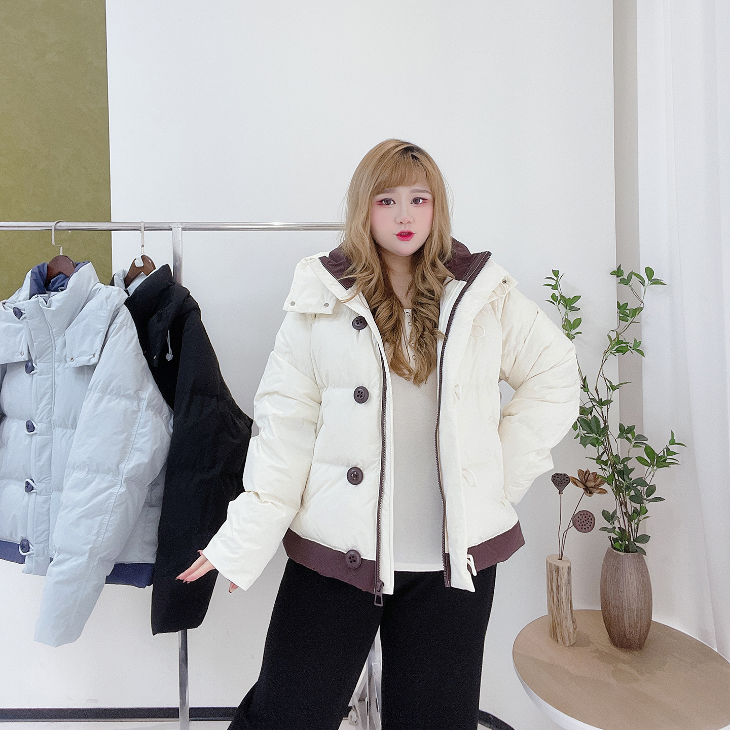 韩系学院风撞色胖莹莹大码女装300斤胖mm加肥保暖加厚连帽羽绒服 - 图0