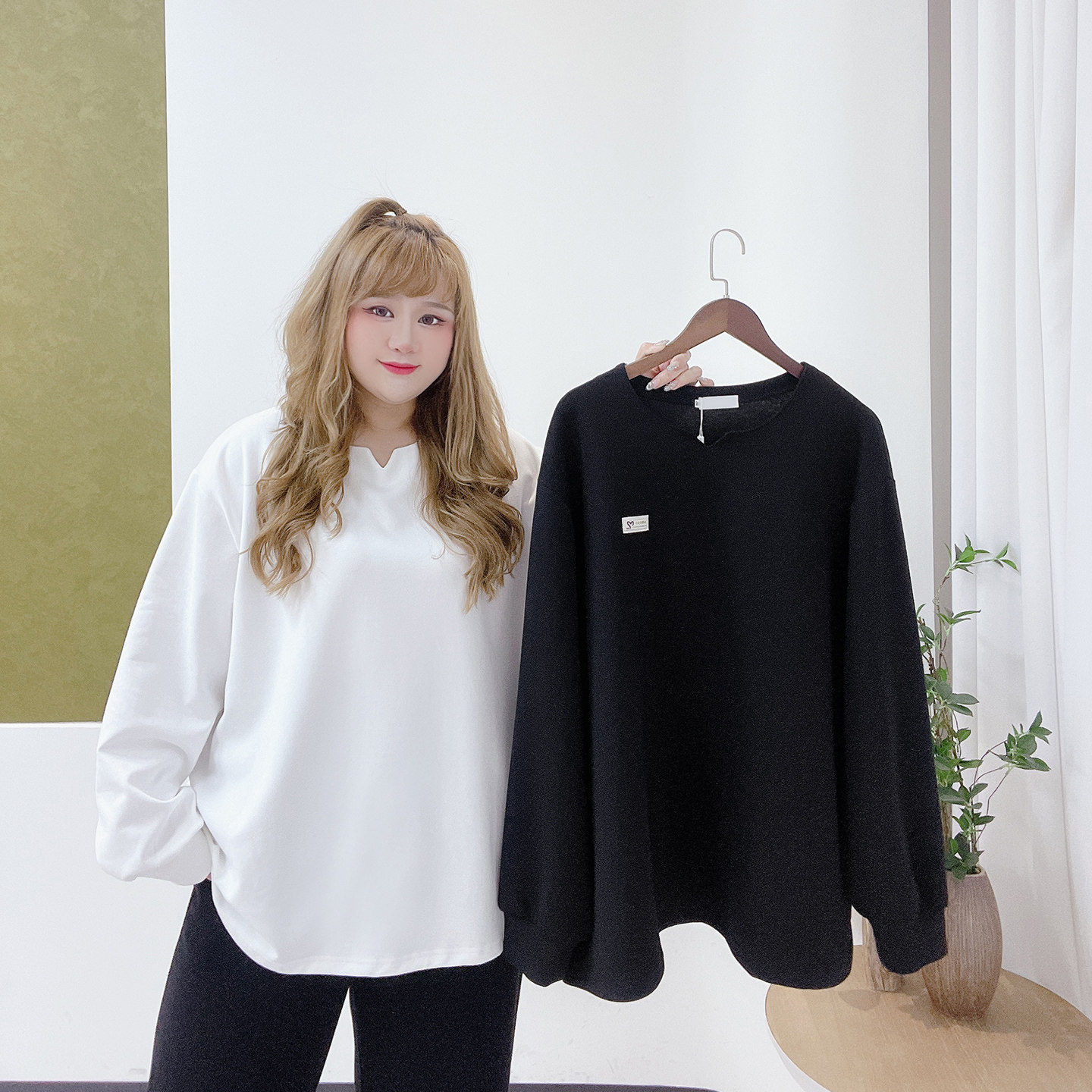 300斤胖莹莹大码女装韩系简约宽松百搭休闲减龄圆领加肥遮肉卫衣,淘宝优惠券,粉丝福利购,淘宝优惠卷