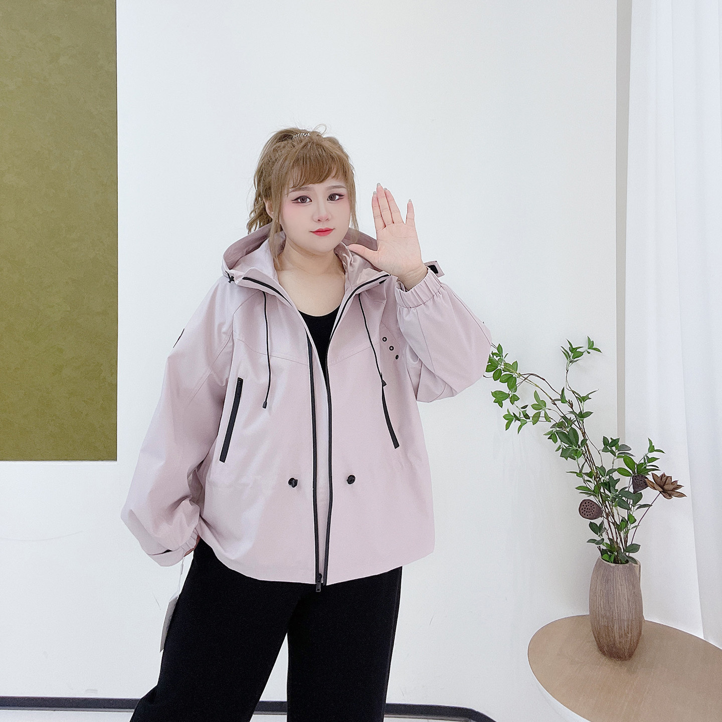 胖莹莹大码女装韩系帅气休闲立领宽松运动风户外抽绳显瘦连帽外套,淘宝优惠券,粉丝福利购,淘宝优惠卷