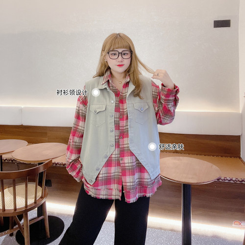 胖莹莹大码女装2025秋款简约格子衬衫甜美马甲慵懒风休闲宽松套装 - 图1