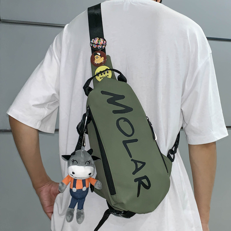 ins日系男士夏季胸包运动包包 途趣箱包男士包袋