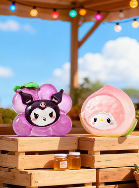 卡通夜光三丽鸥水果萌粒公仔桌面摆件直播盲盒配件摆摊小商品