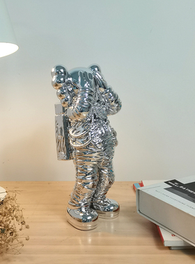 考斯太空人宇航员雕塑电镀假期