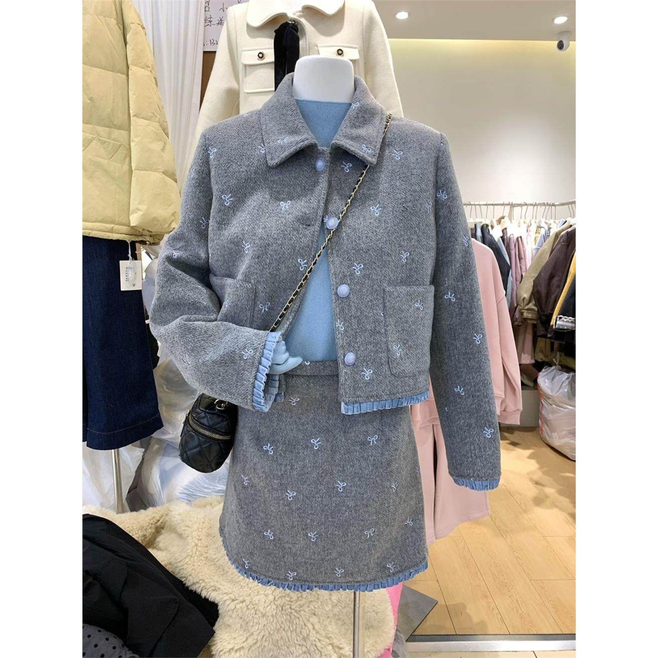 羽绒外套半身裙两件女加厚小众冬季百褶拼接蝴蝶结毛呢小香风套装,淘宝优惠券,粉丝福利购,淘宝优惠卷