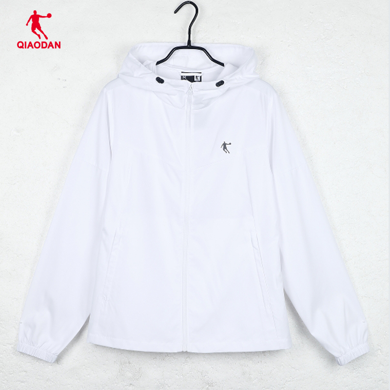 乔丹风衣女2025冬季新款户外百搭立领拉链连帽夹克长袖上衣外套 - 图2