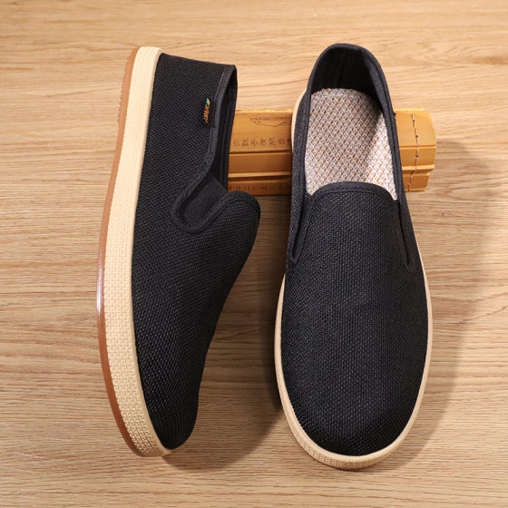 Old Beijing cloth shoes, soft sole, comfortable black work shoes